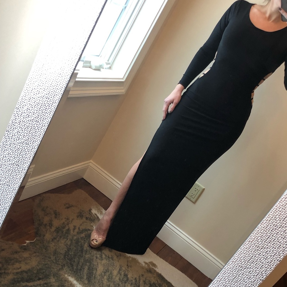 To die for holiday dress!